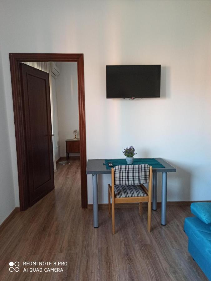 Piazza San Giorgio Hotel Dolianova Exterior photo
